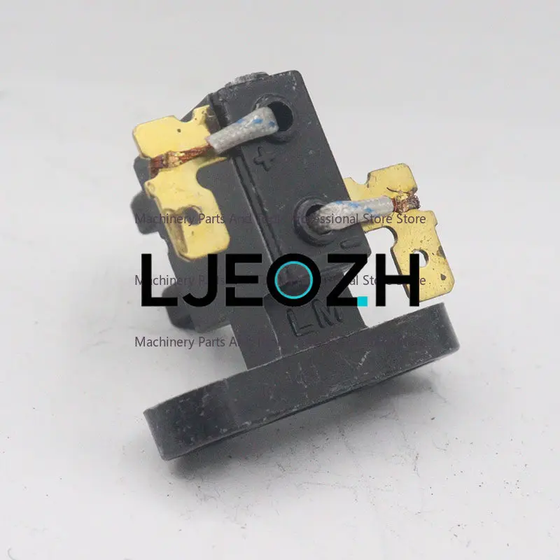 Copper Ring, Collector Ring, Conductive Ring 2-way Inner Diameter 19 Outer Diameter 38MM 2KW Generator Accessories