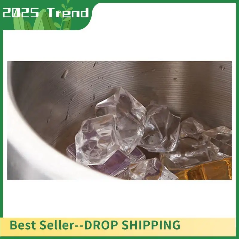 

Изолированное ведро для льда с крышкой и отделением для щипцов для льда Ведра-контейнер для кубиков льда