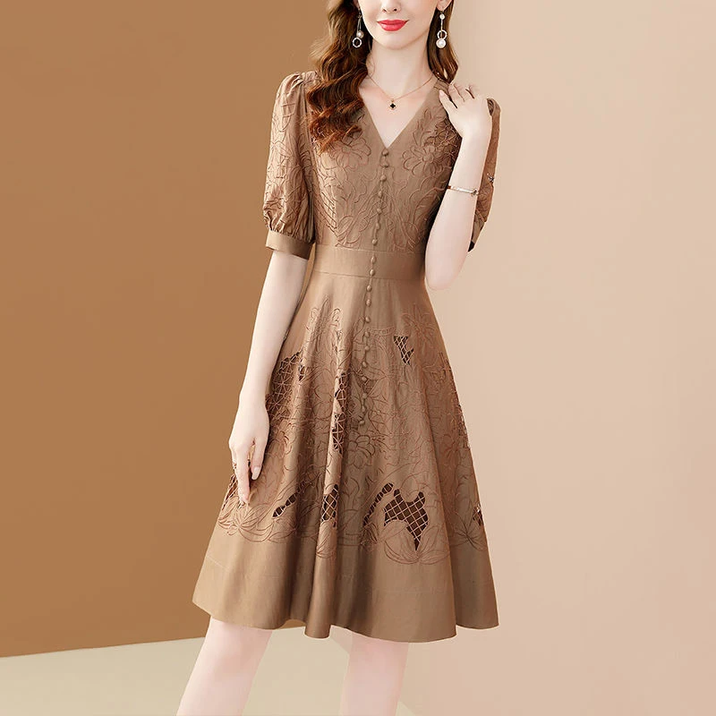 業界刺embroideryのドレス,婦人服,新しいファッション,スタイル,スリム,Vネック,カットアウトスカート,夏,コレクション2023