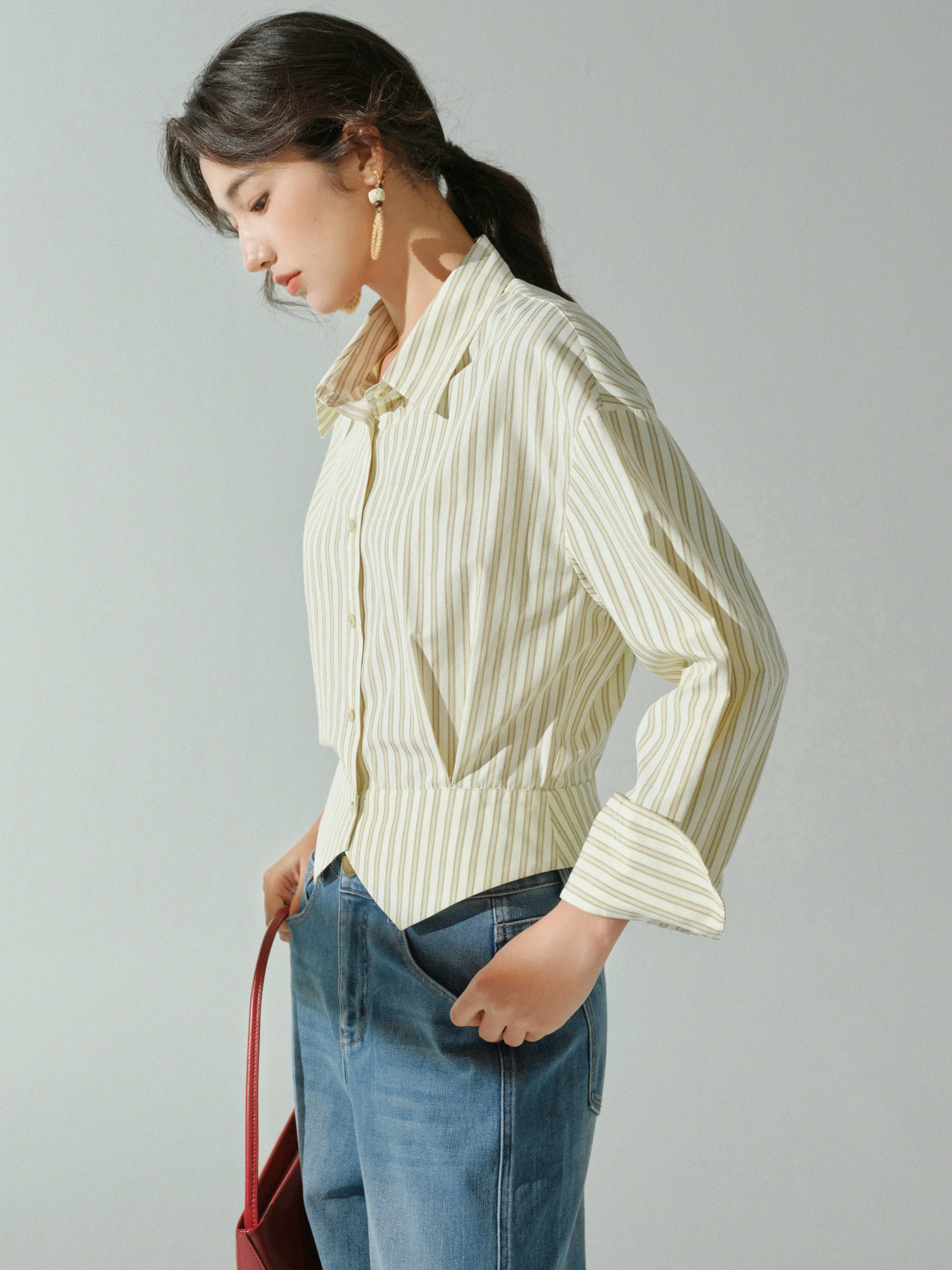 Elegant Striped Shirt Casual Slim Blouse Chic Collared Top for Women Autumn Office Wear Long Sleeve Split Hem Fashion Outfit