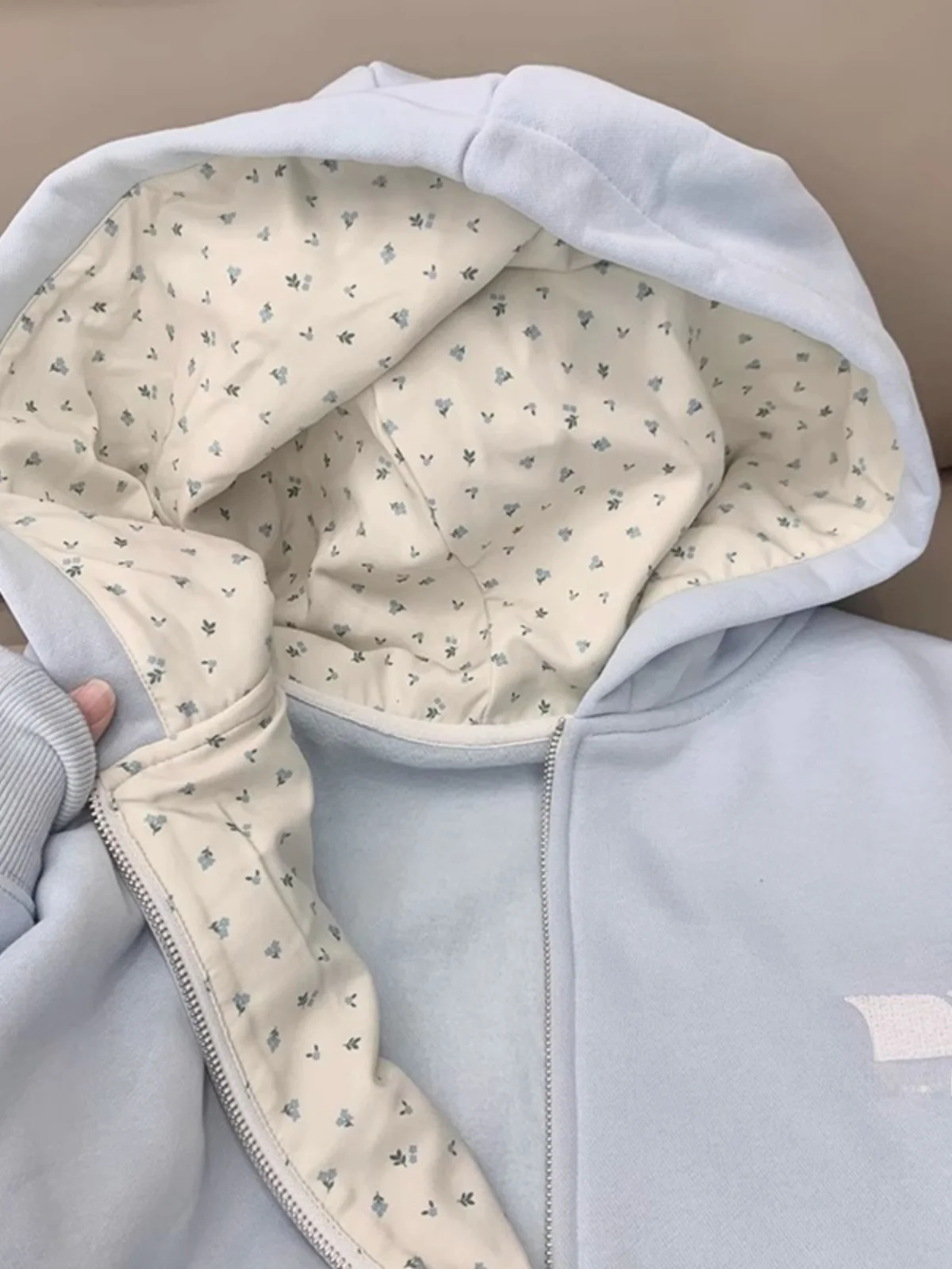 

Синяя женская толстовка с американским цветочным принтом, весна-осень 2024, новый шикарный милый топ, открытый кардиган, свободный крой, длинный рукав