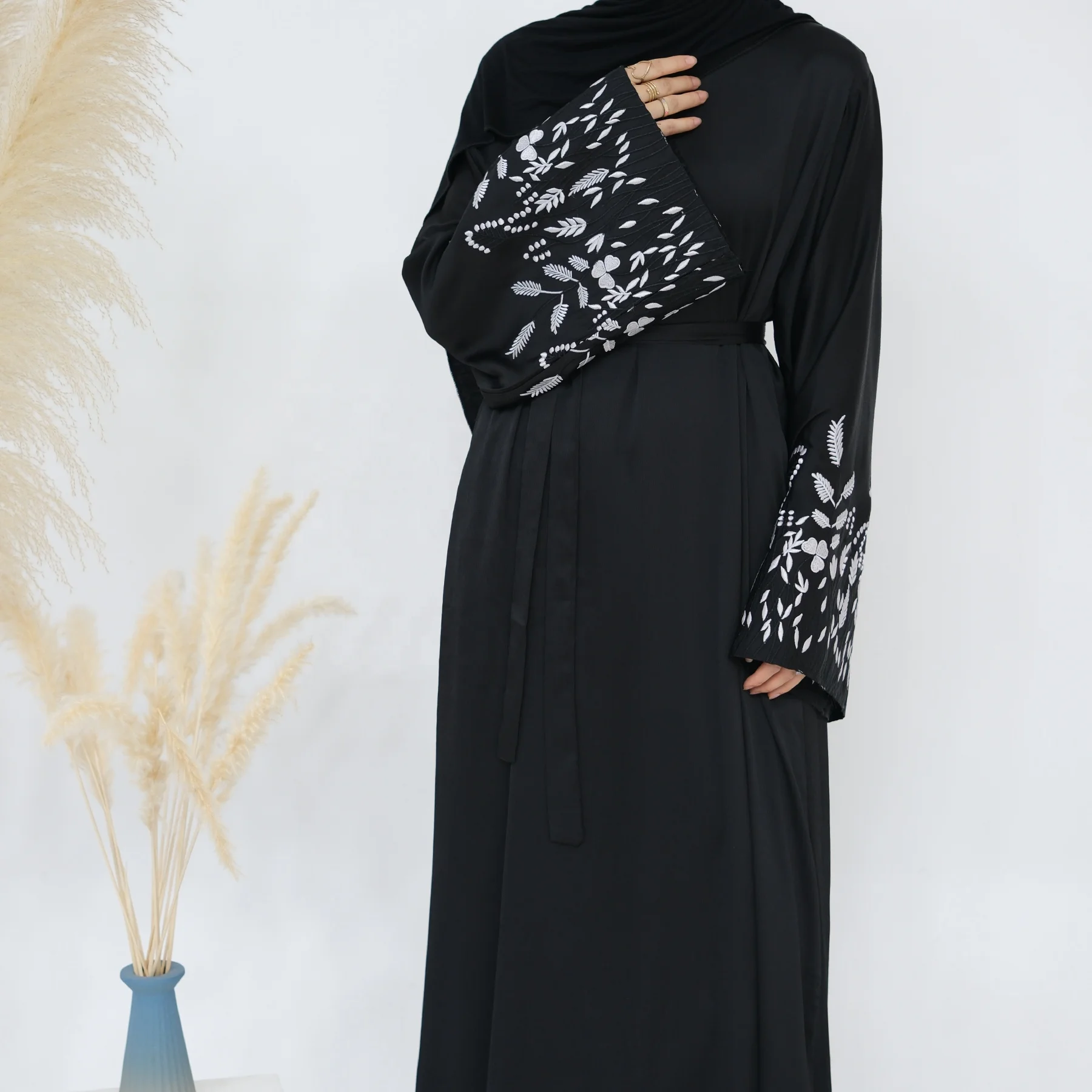 Loose Dubai Abaya Muslim Dress for Women, Embroidered Wide Sleeves, Side Pockets, Turkish Hijabi Islamic Robe, Ramadan, Party