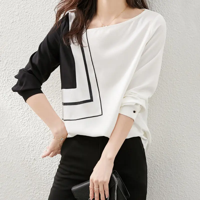 

Fashion Skew Collar Asymmetrical Blouses Female Clothing 2023 Autumn New Oversized Casual Pullovers All-match Blouse