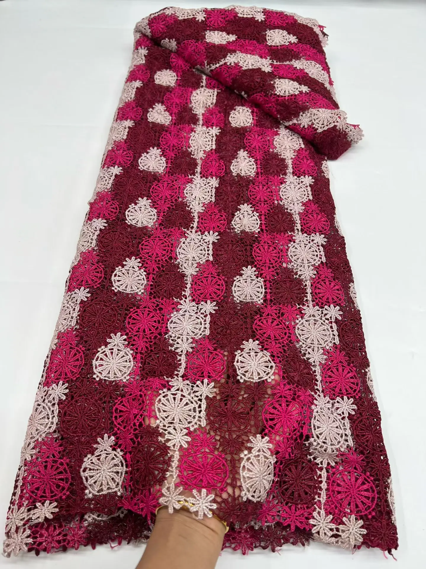 

Nigerian Guipure Cord Lace Fabric 2025 High Quality African Mesh Milk Silk Embroidery Lace Fabric For Women For Wedding D Hm41-1