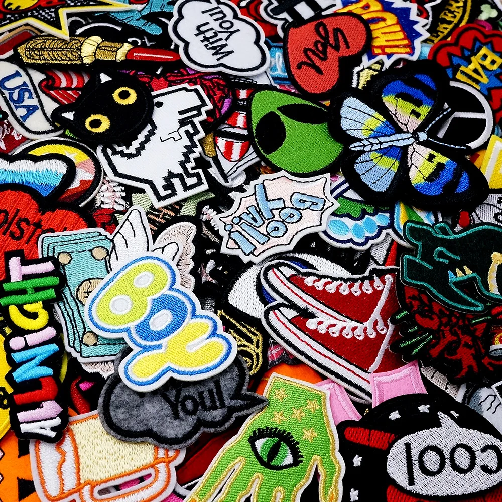 

100pcs/lot Random Mix Patch for Clothing Iron on And Sew-On Patches for Clothes Decoration Apparel Fabric Sewing Appliques Badge