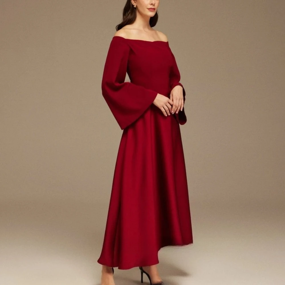 Abito lungo personalizzato con spalle scoperte in crêpe di raso con maniche fluide Abiti da sera con maniche a 3/4 a trapezio Abiti da cocktail con collo nudo