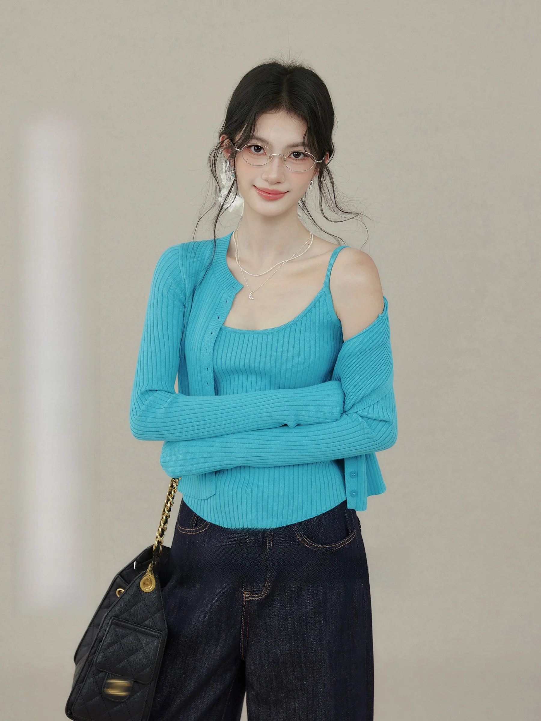 

Ele plus Size Knitted Tank Top And Cardigan Two Piece Set in Blue for Plump Women by Ou Yang Xi under the Evening Travel ...