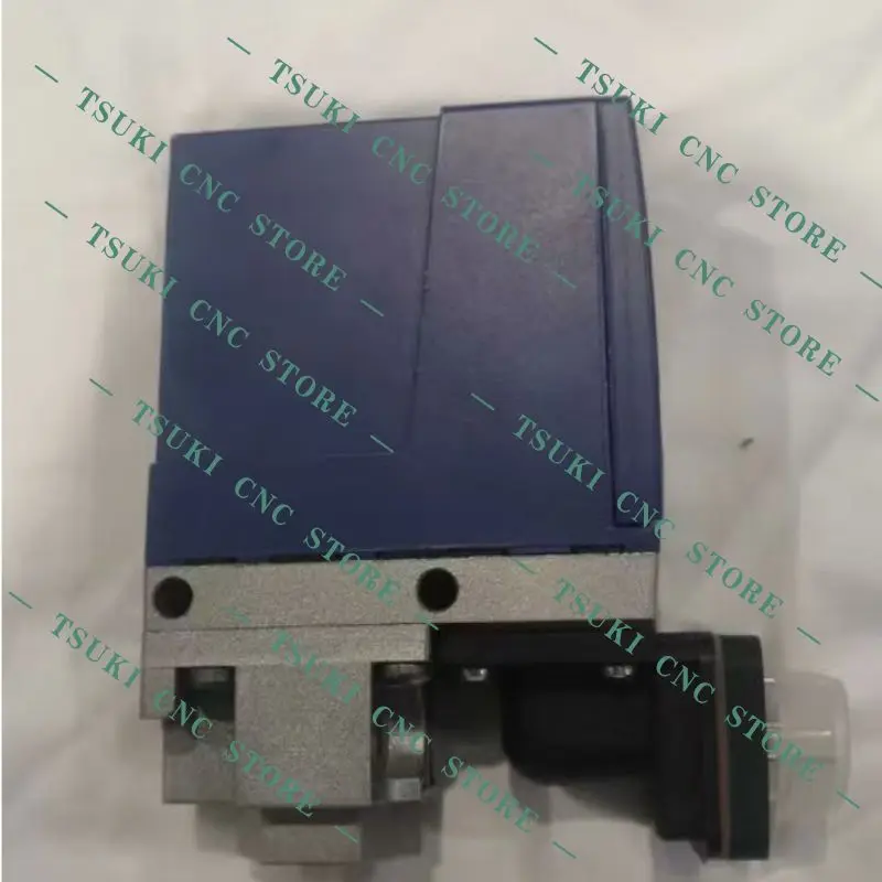 New pressure switch XMLA070D2C11 for fast shipping