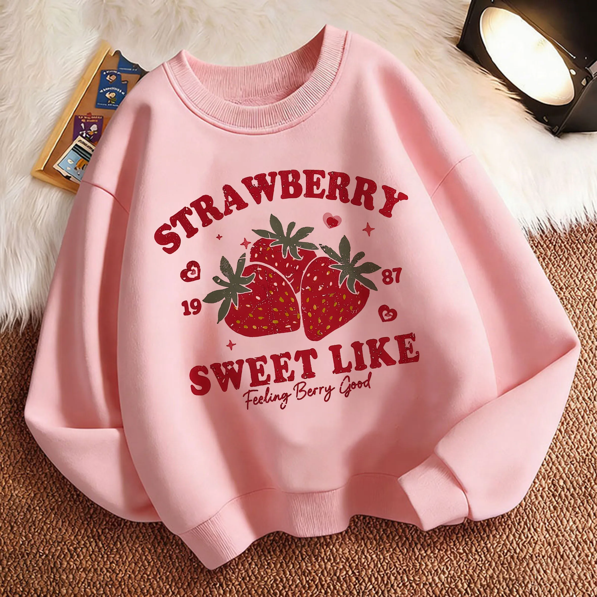 Kawaii Süßes Erdbeer-Design Kinder-Sweatshirt Pullover Frühling Rundhals Grafik-Print Hoodie Mädchen Kinder Kapuzenpullover