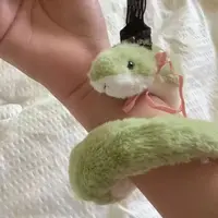 Plush Year of The Snake Plush Toy Little Snake Wrap Around Arm Snake Stuffed Plush Doll Comfort Cartoon Green Snake Animal Doll 2