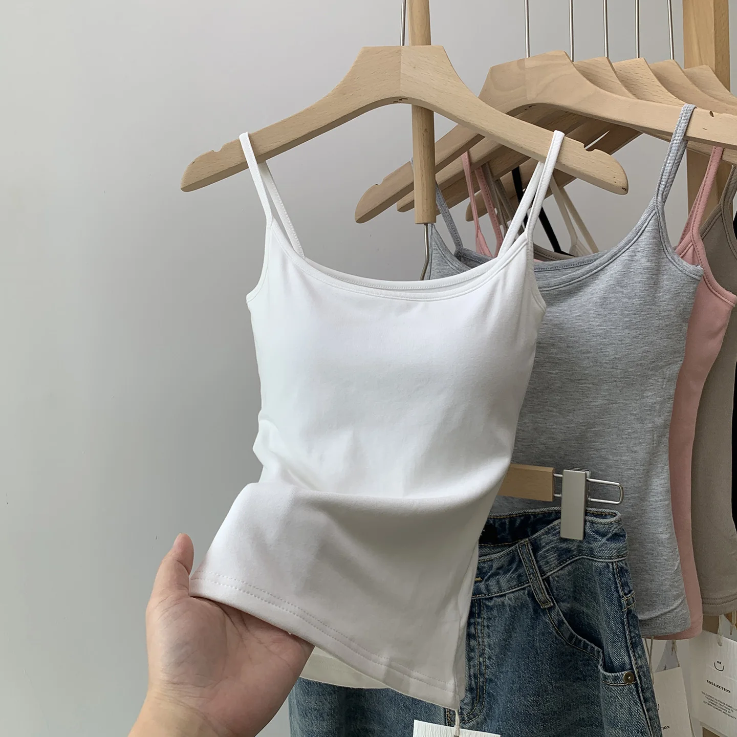 White Strapless Integrated Vest Women's Inner Wear Spring Summer Beautiful Back Bra Base Layer with Chest Pad Outerwear Top