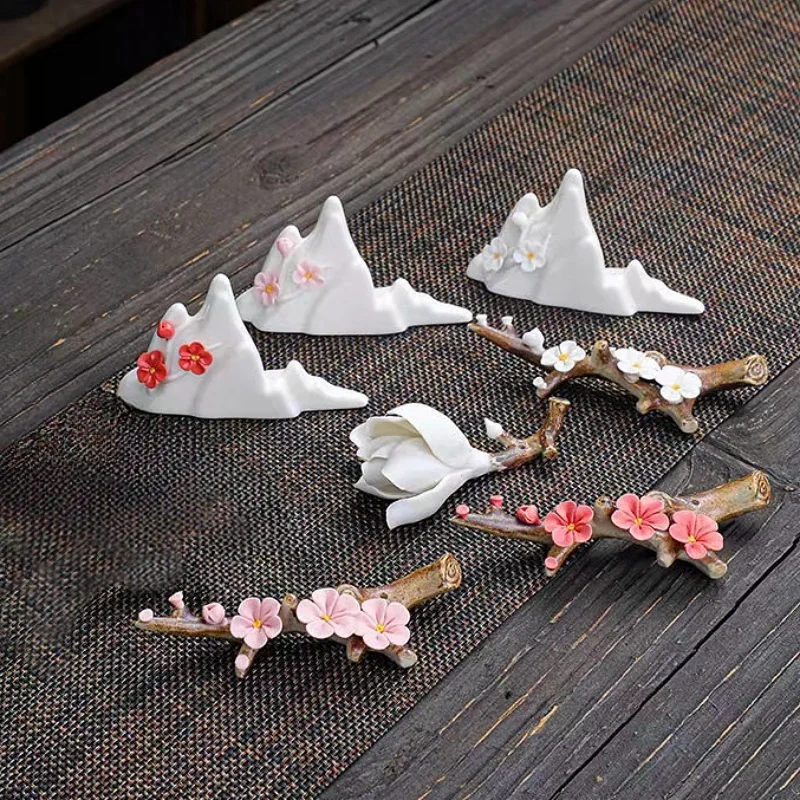 Ceramic Plum Blossom Pen Rest Home Desktop Joss-stick Base Incense Ceremony Ornaments Zen Tea Ceremony Accessories Tea Pets