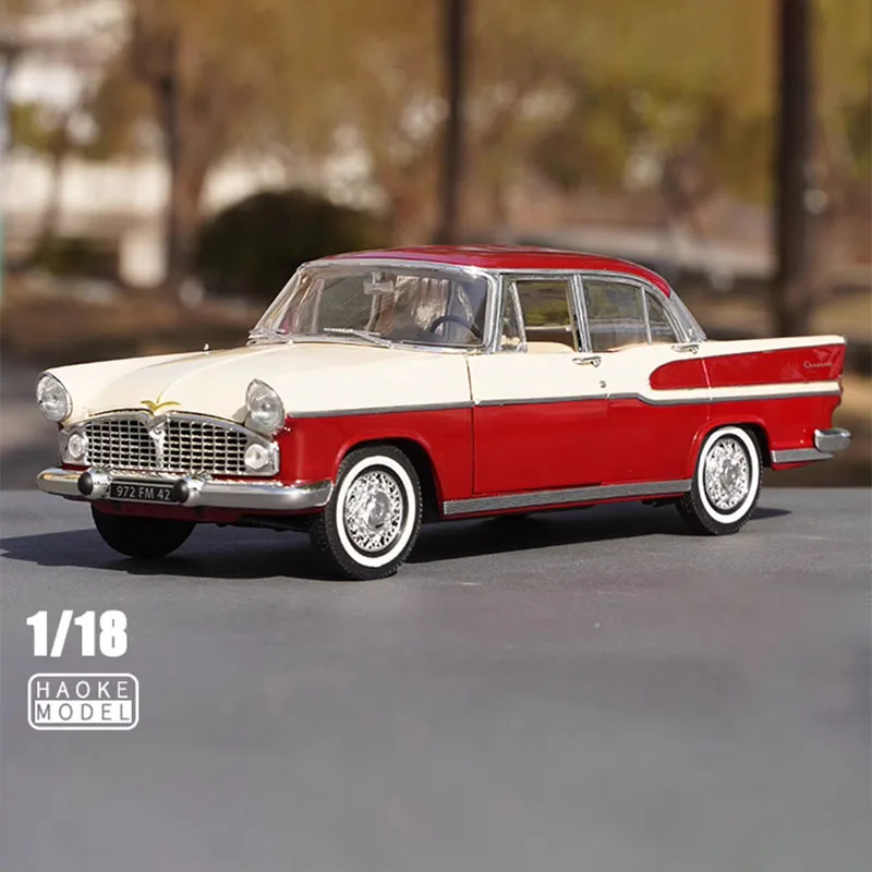 Diecast 1:18 Scale Simca Vedette Chambord Simulation Alloy Car Model Static Display Collectible Gift Toy Souvenir Decoration