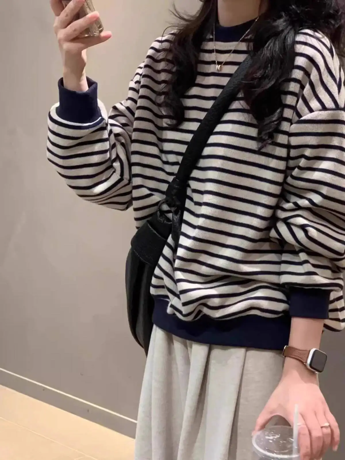 

Retro Striped Long Sleeve Round Neck Causal Sweashirt Women's Spring Autumn 2025 New Loose Design Large Size Casual Knitted Top
