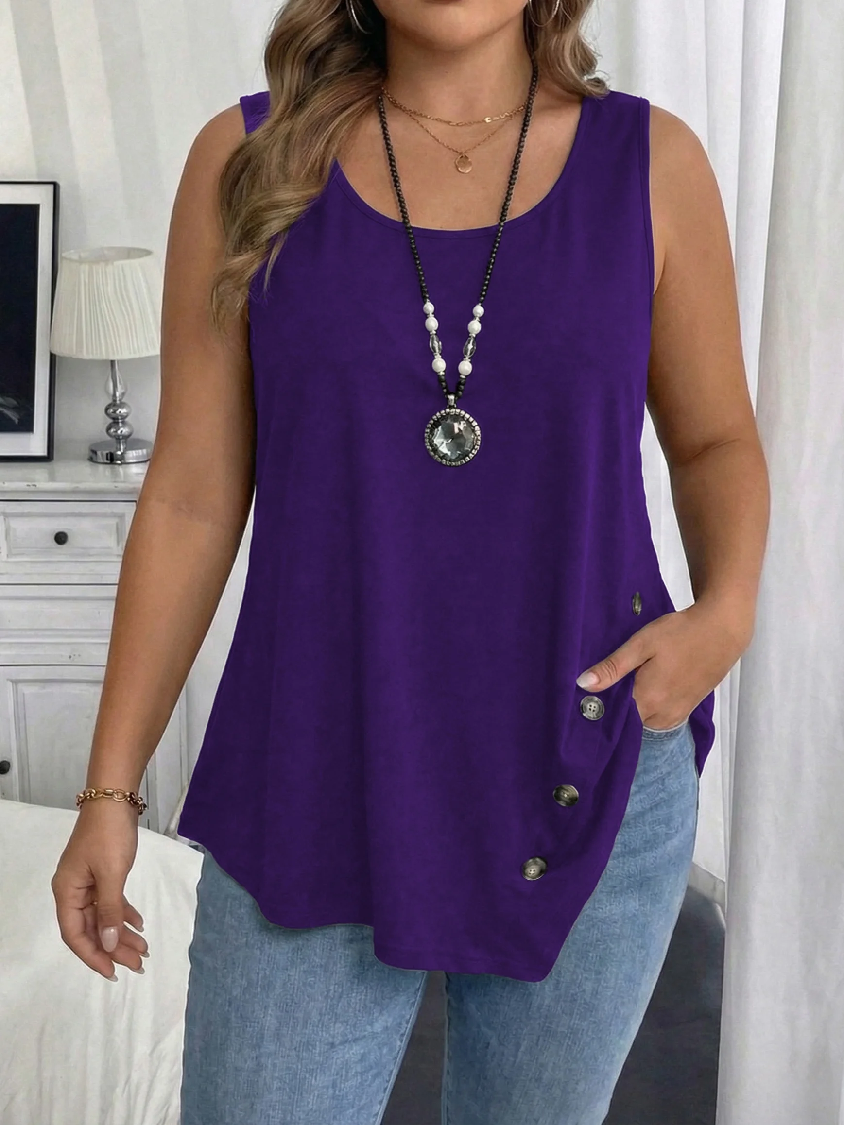 Ärmelloses Damen-Top in Übergröße mit Knopfdetail für mühelosen Stil – Detail 8