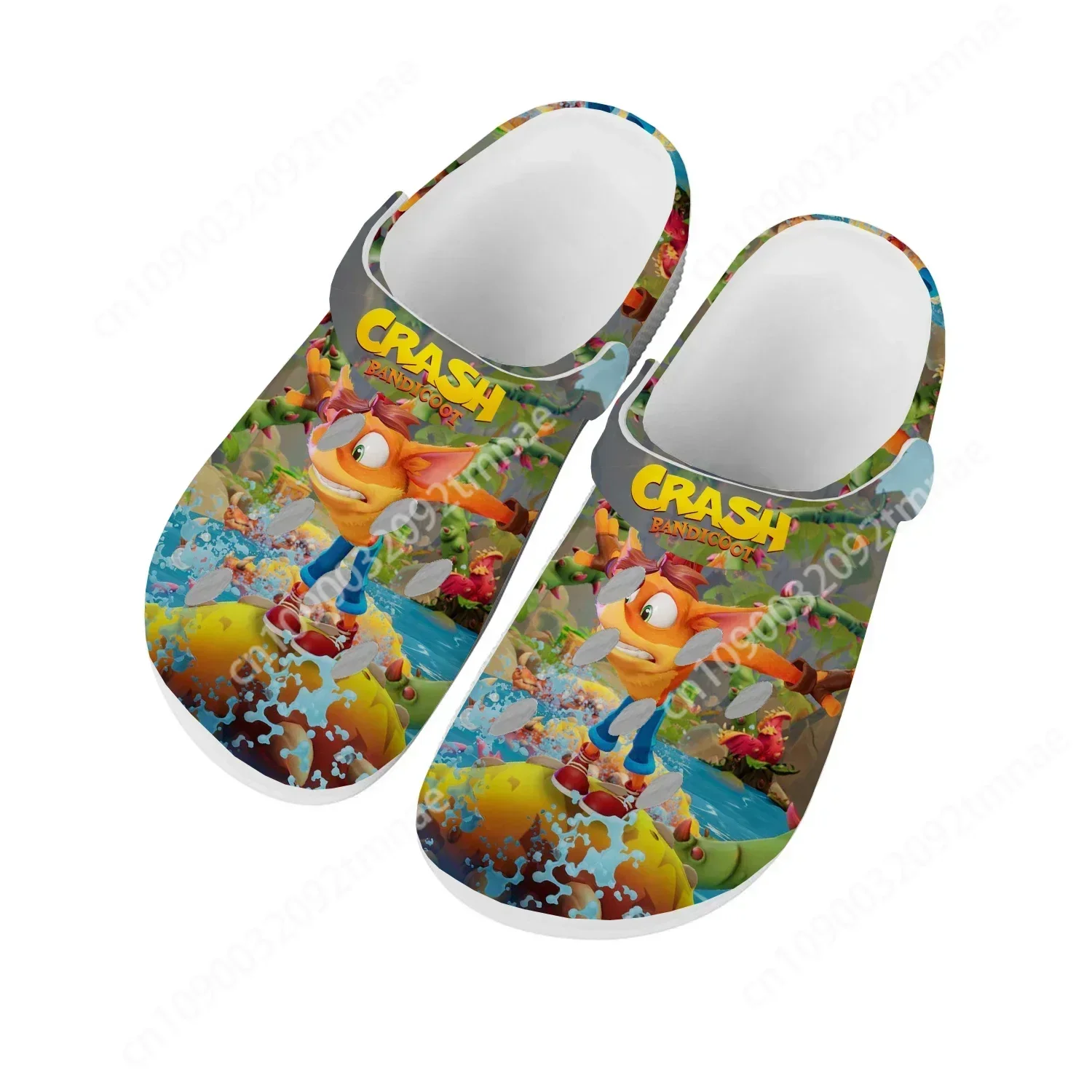 Crash Bandicoot-Sabots de jeu de dessin animé pour hommes et femmes, sandales à trous, chaussures d'eau de jardin, pantoufles de plage pour adolescents, mode personnalisée, construit