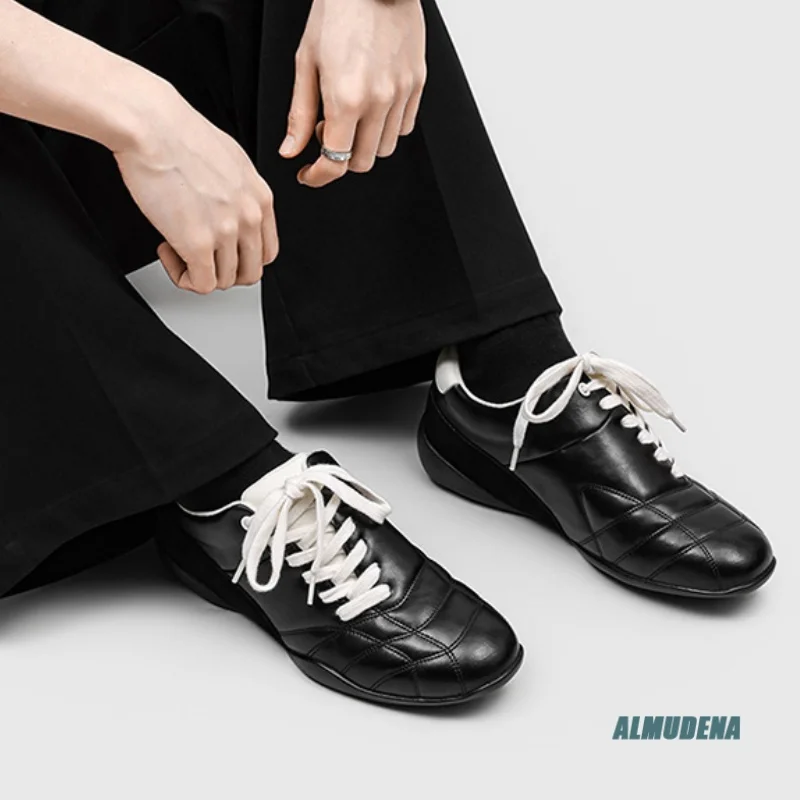 Men's Casual Sneakers Round Toe Lace-Up Low Top Streetwear Outdoor Fashion Comfortable Shoes Urban Retro Soft-Soled Shoes