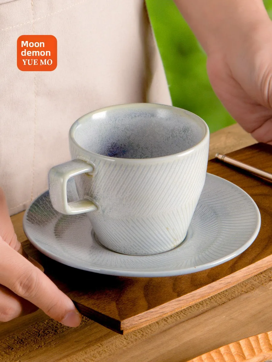 

Набор керамических кофейных чашек в скандинавском стиле с крышкой и блюдцем для офиса, дизайн в стиле минимализм, высокое эстетическое качество, отличное соотношение цены и качества