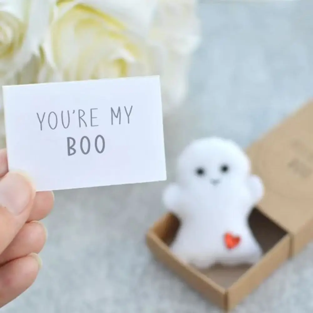 

Creative Mini Ghost Doll Love Hugs Plush Greeting Card Little Ghost Child Toy Festival