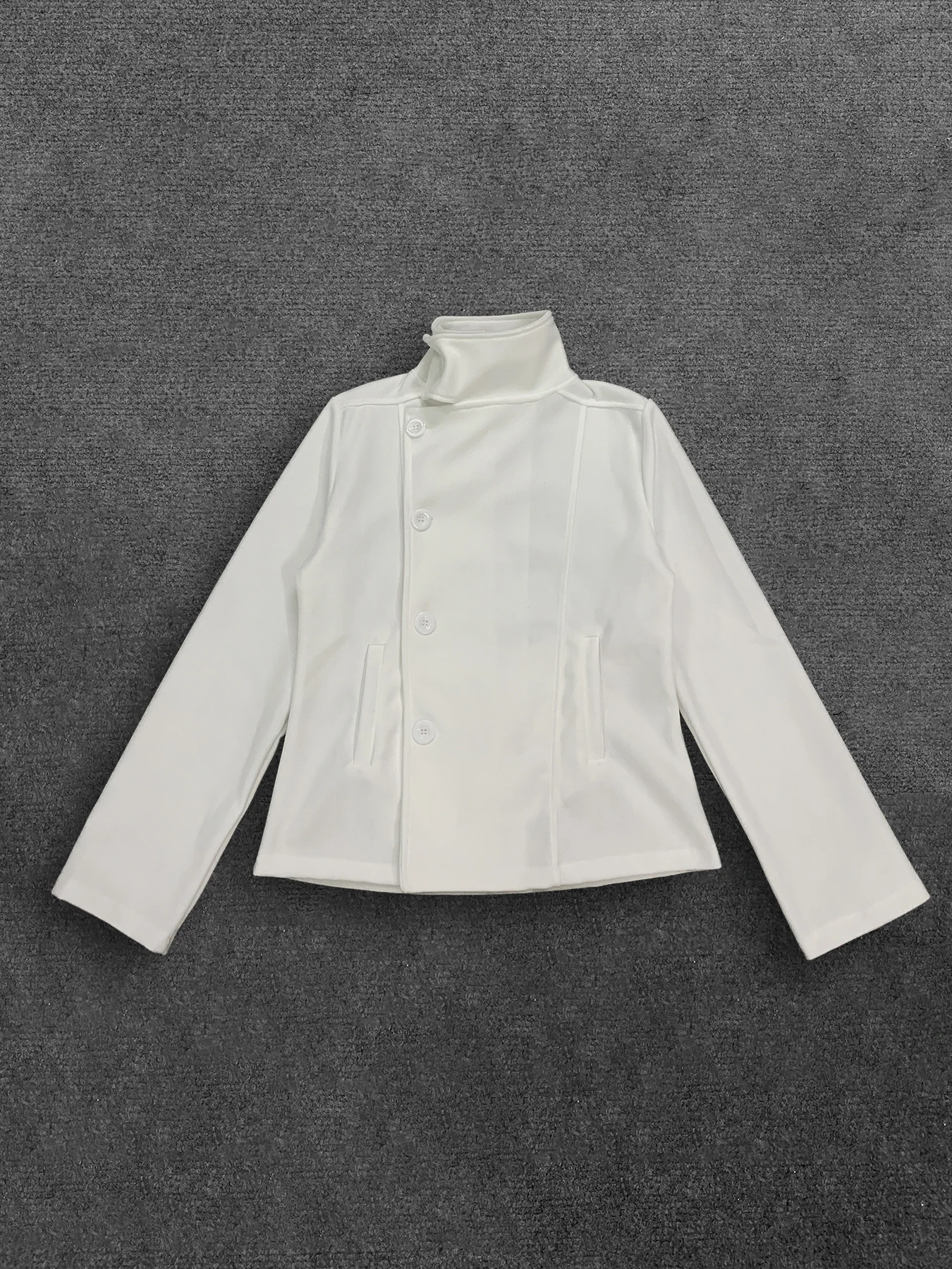 Herbst und Winter Neue Koreanische 2000er College-Style Dicke Stehkragen-Kurzjacke mit Diagonalen Knöpfen und Kapuze – Detail 16