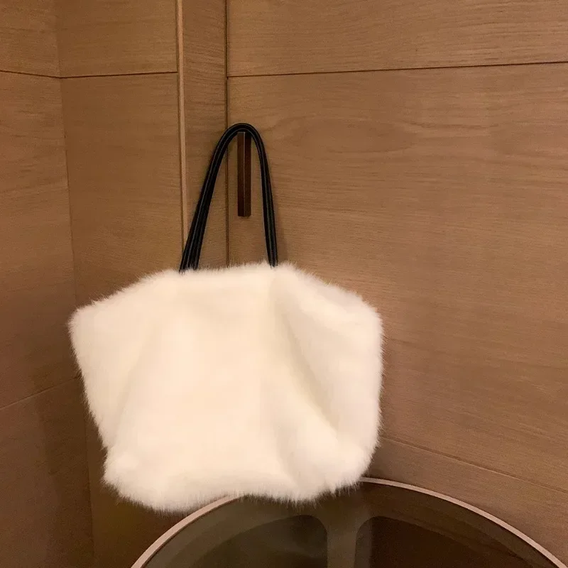 Autumn and Winter Fur Bag Large Capacity Mink Fur Shoulder Bag Hand-held Large Bag Women\'s Bag 2023 New