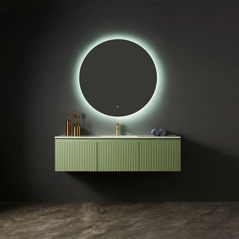 خزانة حمام مطلية بالخشب الصلب متعددة الطبقات، حوض غسيل مرحاض متكامل، حوض غسيل مثبت على الحائط بسيط