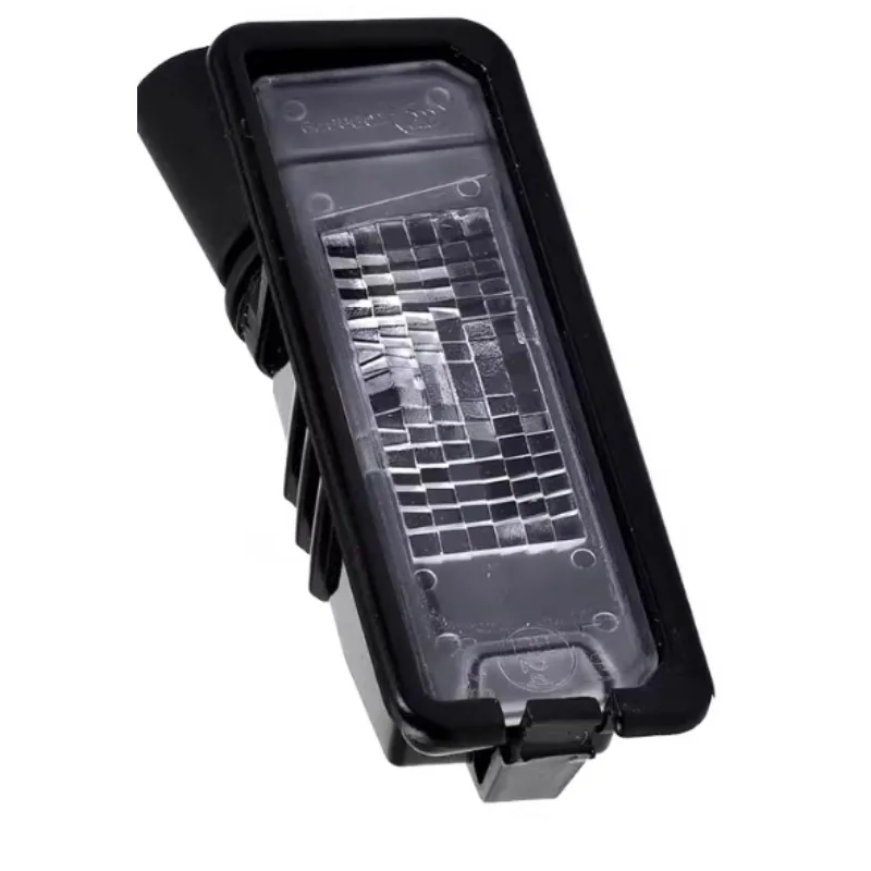 L5KD943021 Rear Lic…