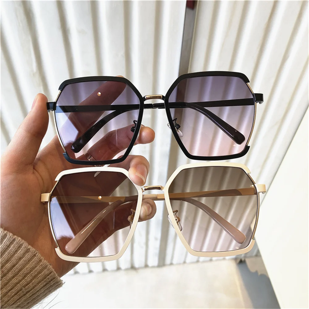 2022 Classic Women'S Sunglasses Trend Retro Metal Half Frame Sun Glasses Street Shooting Outdoor Eyewear Anti-Uv400 Eyeglasses