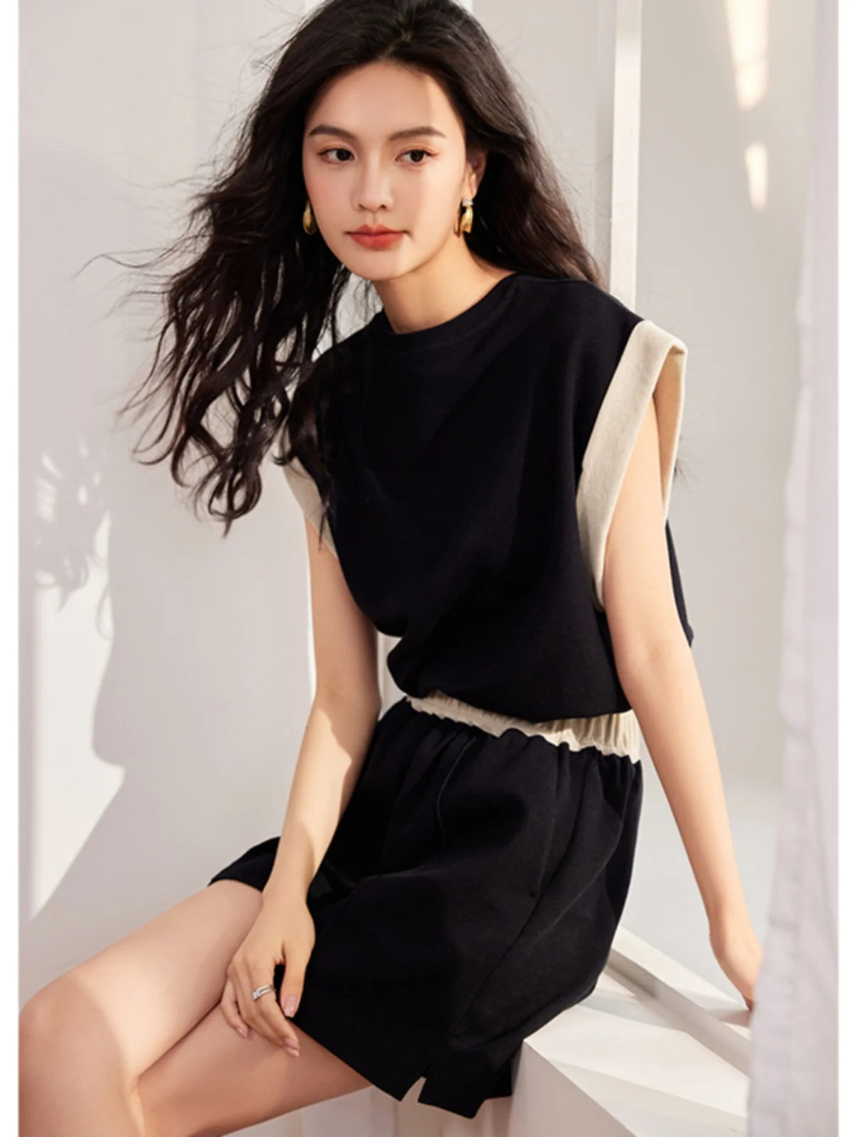 

Fashionable Casual Sportswear Set Women's Summer 2026 New Style Short Sleeve Shorts Two-Piece Set Youthful Cotton Blend