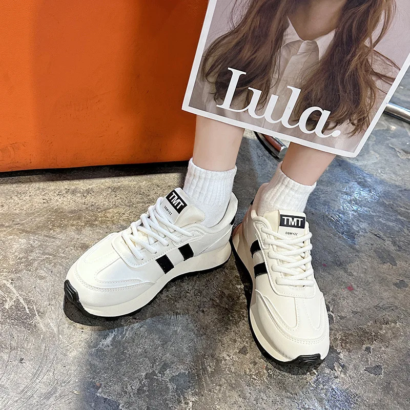 2024 Autumn New Board Shoes Women's Korean Edition Student Casual Sports White Sneaker Shoes Women's Trendy Shoes