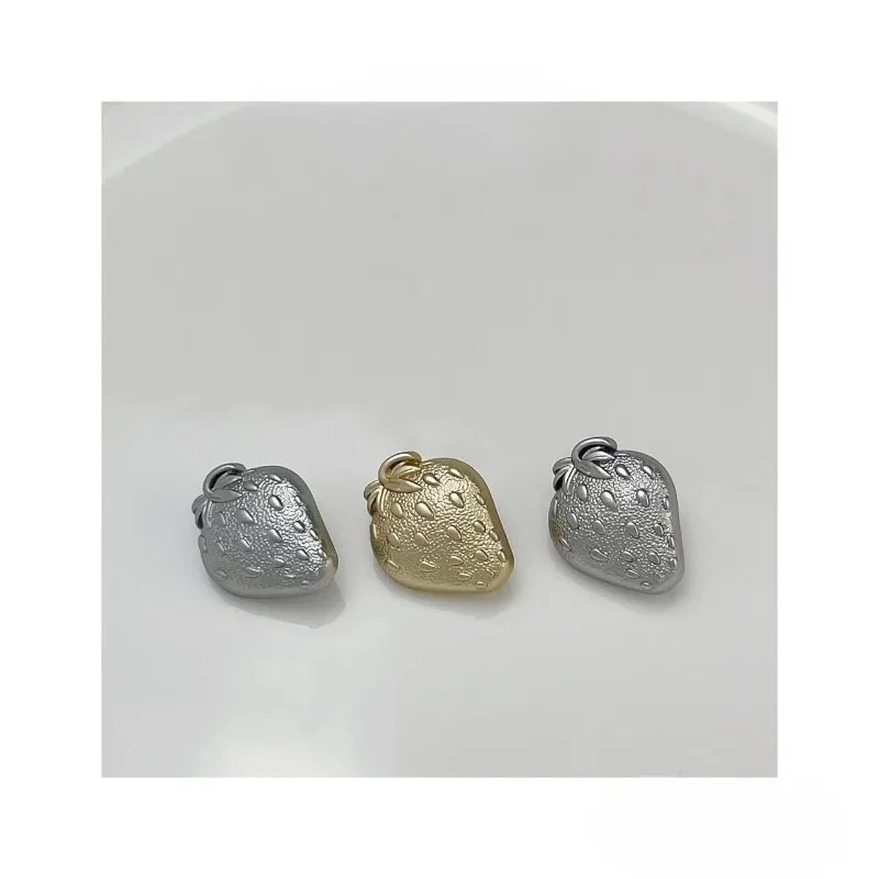 

2pcs Cute and Exquisite Strawberry Alloy Button for DIY Clothes Dresses Down Jackets Cheongsam Pants Jeans Hat Bags