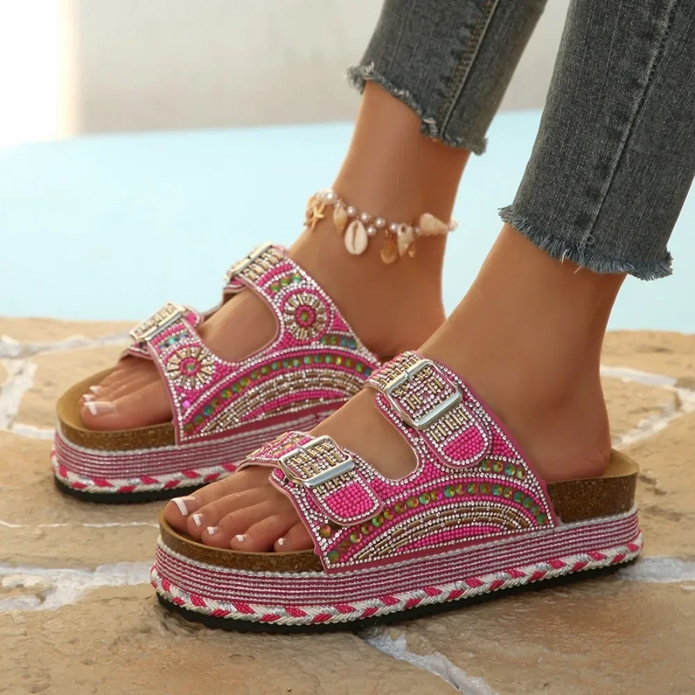 Sandalias de plataforma con cuentas y pedrería de estilo bohemio para mujer, con doble hebilla, bordados étnicos, suela gruesa y diseño tipo alpargata, ideales para el verano.