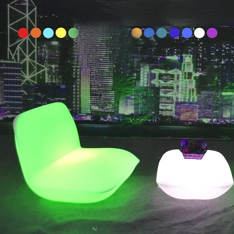 REAQ-almohada iluminada RGB, asientos de sofá de 90x80x72cm, sillas seccionales de plástico PE, silla LED para eventos, Riq-PS90 de actividades