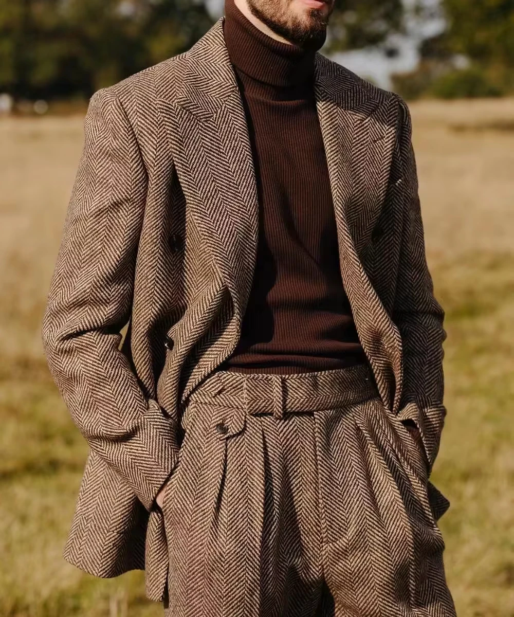 

Herringbone Men's Suit 2 Pieces Set Fashion Lapel Double Breasted Tuxedos Groom Blazer Pants Party Business Tailored Hot Sell