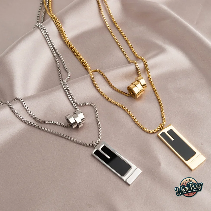 

Fashion Double-Layer Square Pendant Necklace For Women Vintage Gold Color Sweater Chain Necklace Jewelry