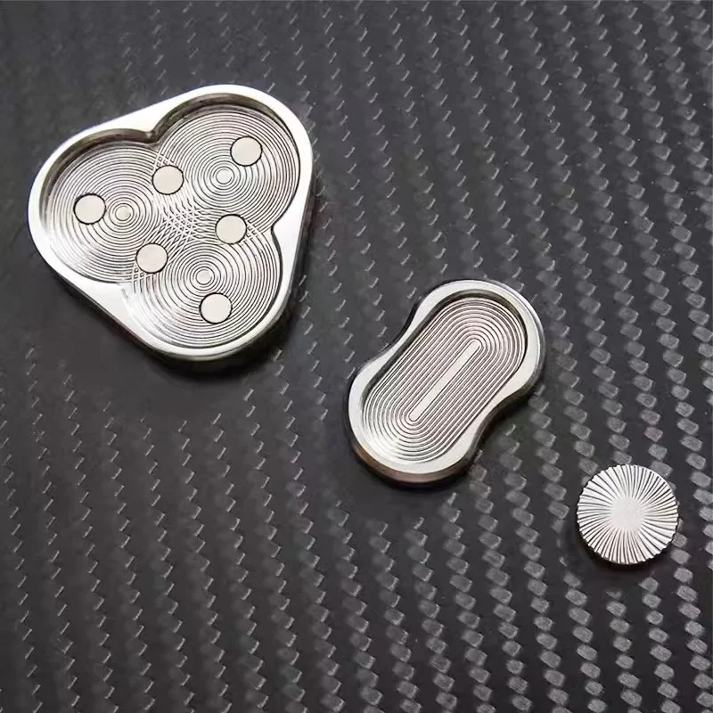 Triple Pack Magnetic Push Cards Triangle Fingertip Spinner Metal Popping Sound Stimulating Game forAdult Stress Relief Toys