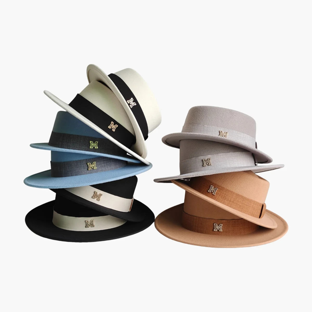 Flat Top Felt Hat For Men Women Rhinestone M Logo Wide Brim Fedora Hat Vintage British Style Formal Party Wedding Dress Hat