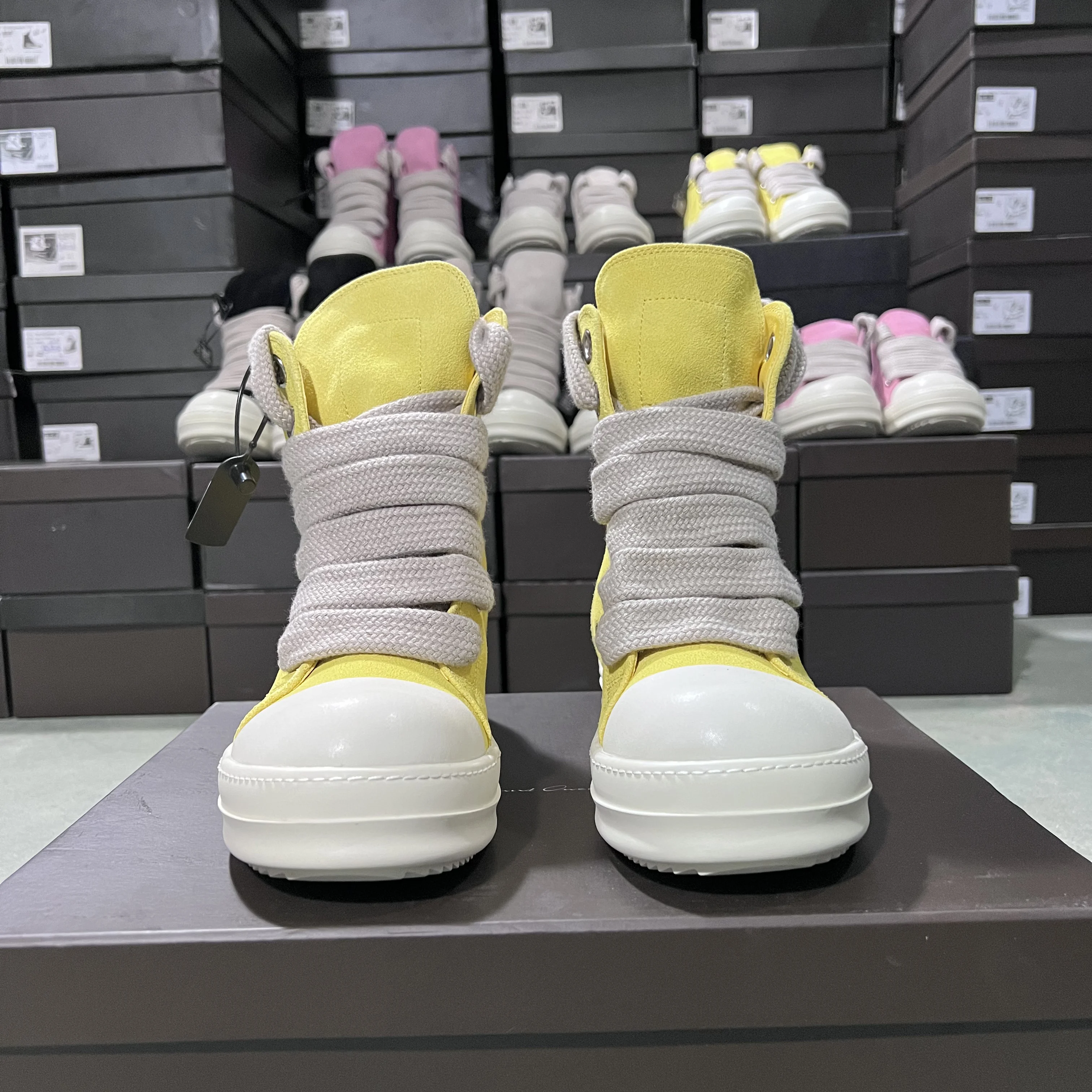 

Casual Women Ankle Boot High Top Men Sneaker Quality Yellow Cow Suede Zipper Punk New Luxury Thick-sole Platform Flat Trainer