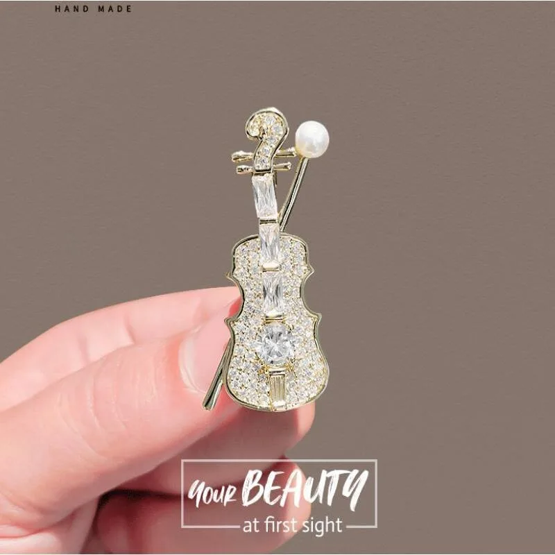 Shinny Crystal Violin Pearl Brooch for Women Exquisite Design Music Accessories Clothing Decoration Brooches Pins