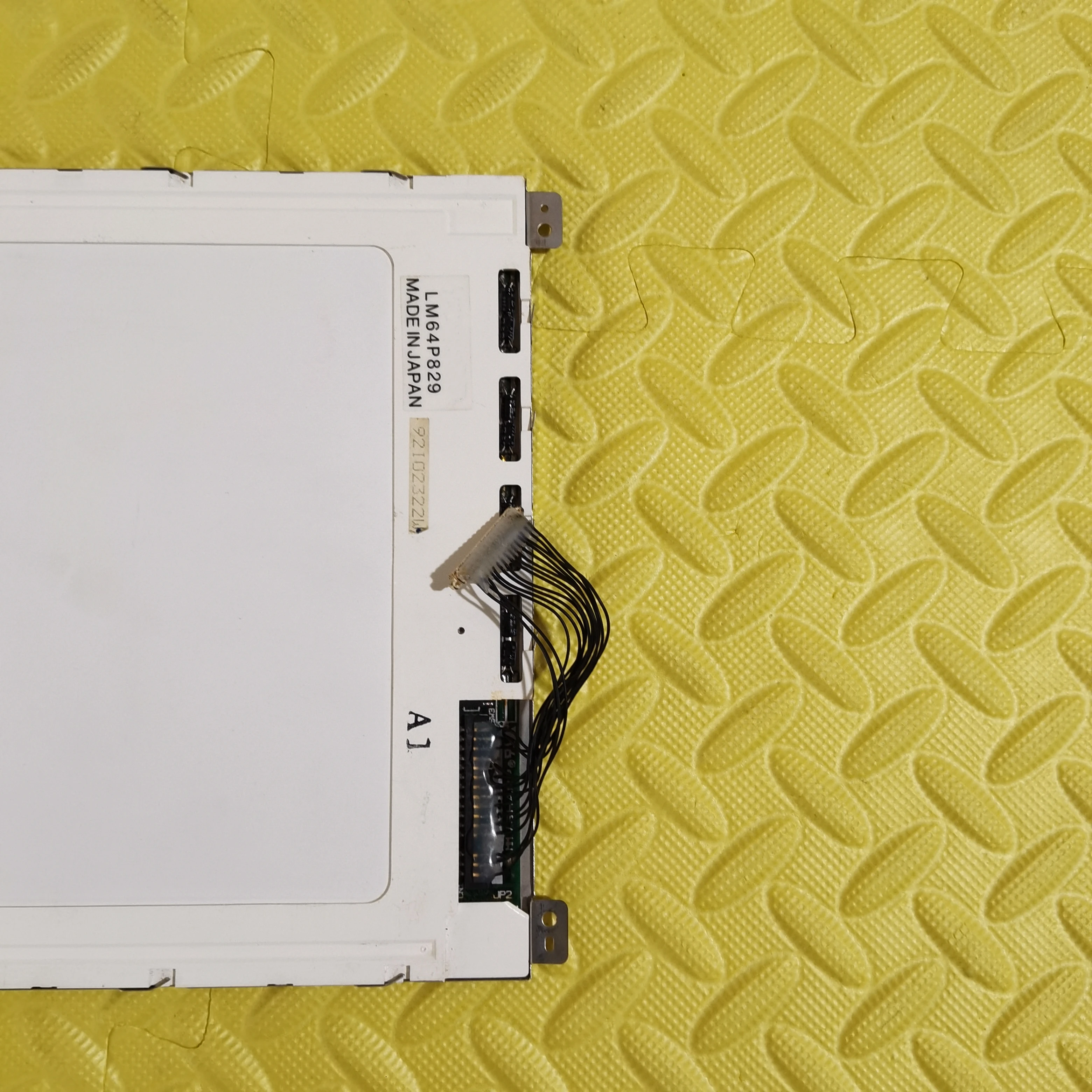 Schermo LCD LM64P829