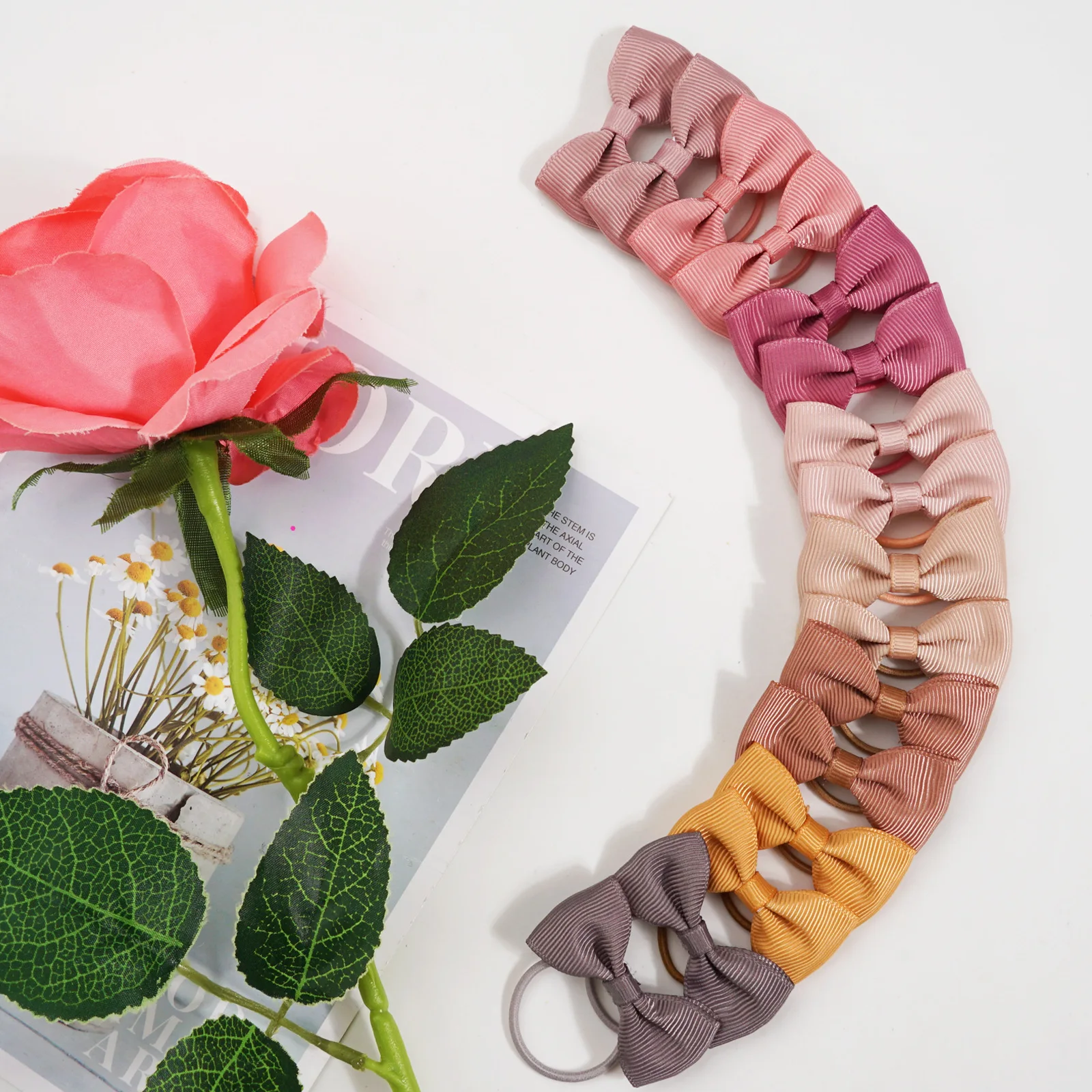 30 шт., однотонные детские бантики, резинки для волос для маленьких девочек, эластичная лента-бабочка, маленькая резиновая веревка для большого пальца, милые детские аксессуары для волос