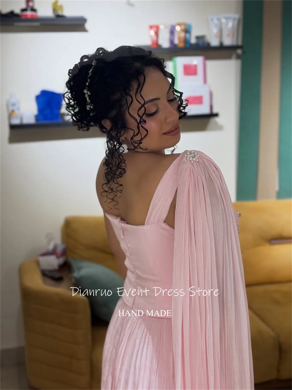 Dianruo Graziosi abiti da sera monospalla Chiffon di cristallo Robes De Soirée A Line Abiti da festa Elegantes personalizzati