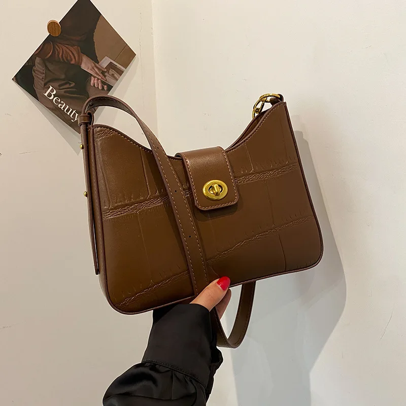 

2025 Korean Style Shoulder Bag Luxury Underarm Crossbody Trendy Square Purse Minimalist Niche Handbag for Women