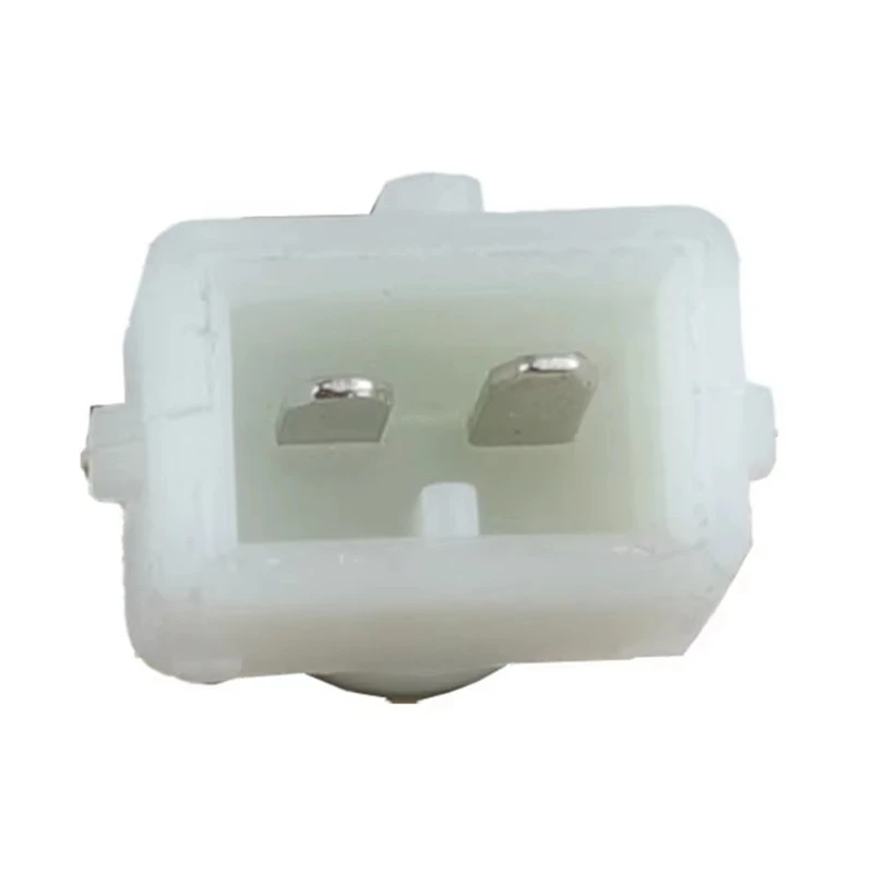 Intake Air Temperature Sensor For Volvo Renault Daewoo Chevrolet General Motors 7700737572 30865366 96253552 96279856