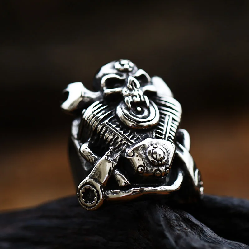 Beier 316L Stainless Steel Ring Fashion Locomotive Ring Punk Cool Men\'s Biker Wing Motorcycle Engine Ring LLBR8-555R