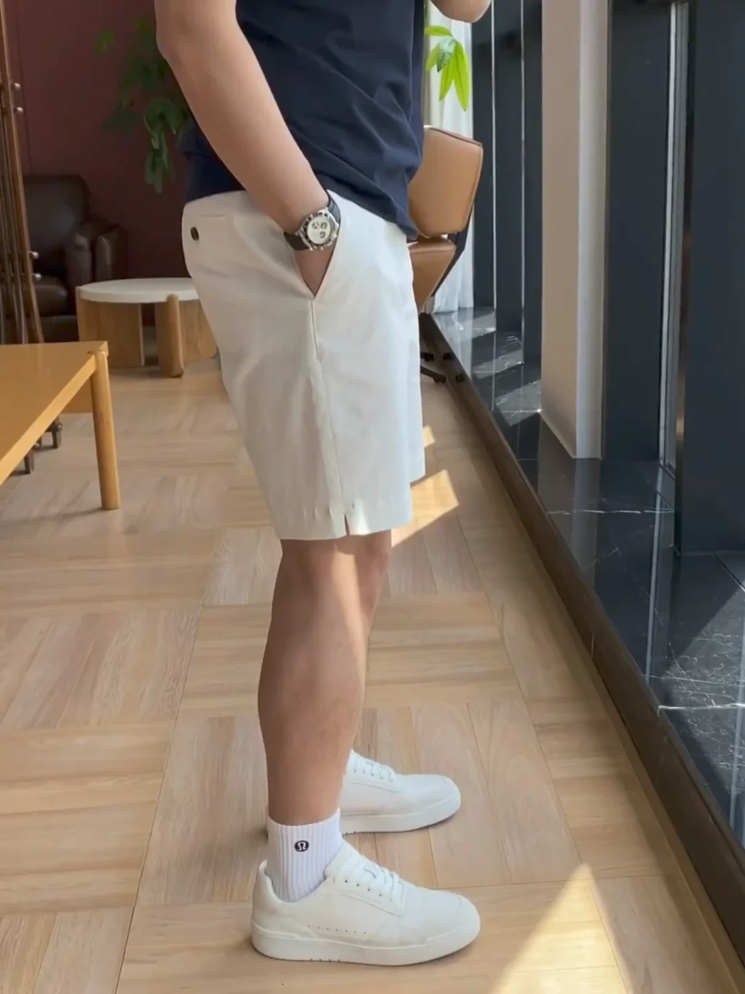 

Новые летние мужские модные повседневные шорты, универсальные, удобные, с прямым кроем, средней посадкой, антибактериальные.