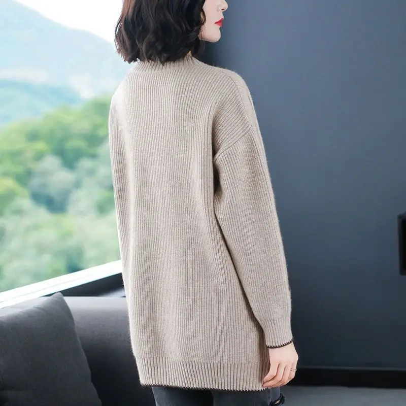 Solid Color Button All-match Sweaters Cardigan Women\'s Clothing Autumn Winter Korean Loose V-Neck Fashion Pockets Knitted Tops