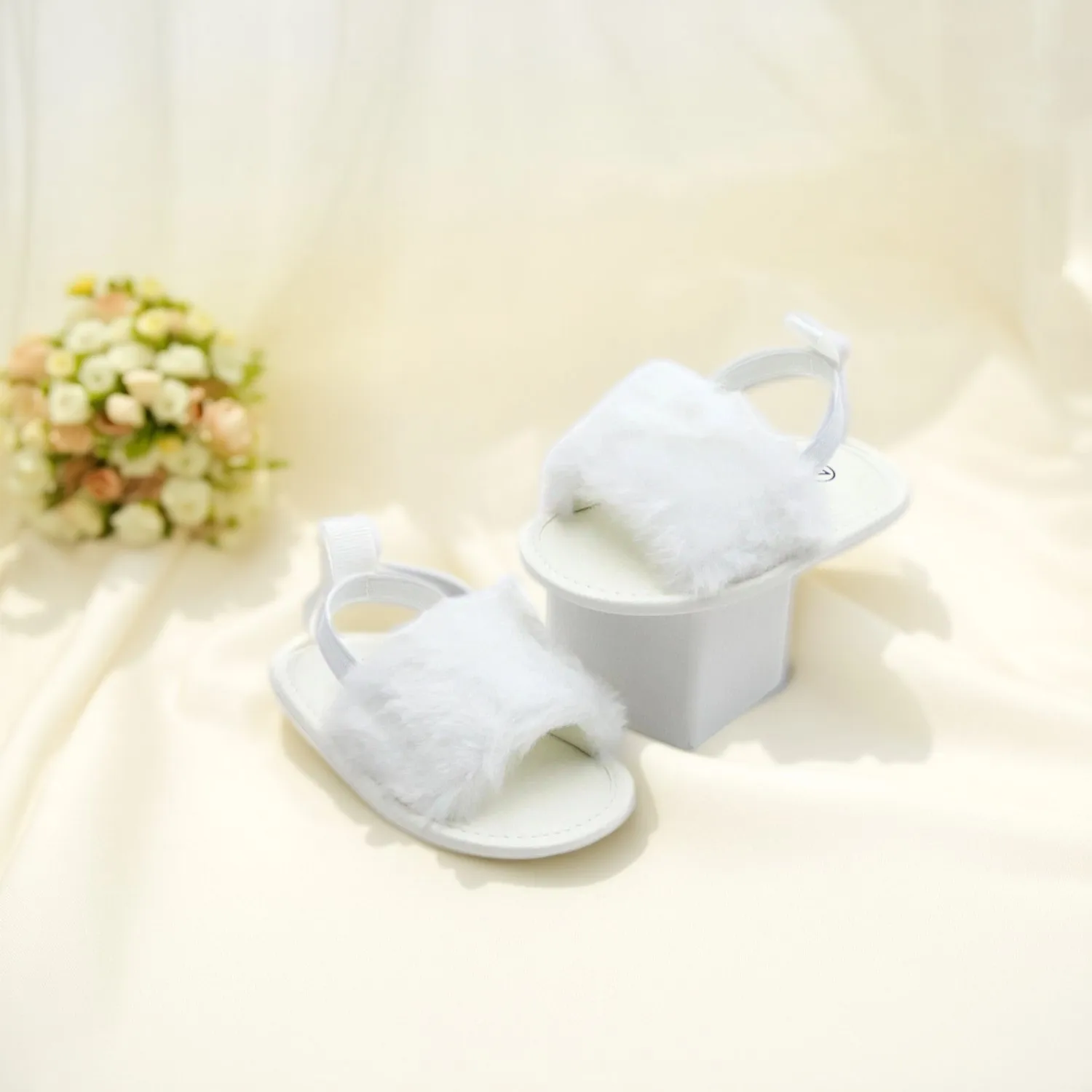 Baby sandals, plush shoes, baby walking shoes, 0-6-12-18 months, indoor home slippers, breathable and non slip