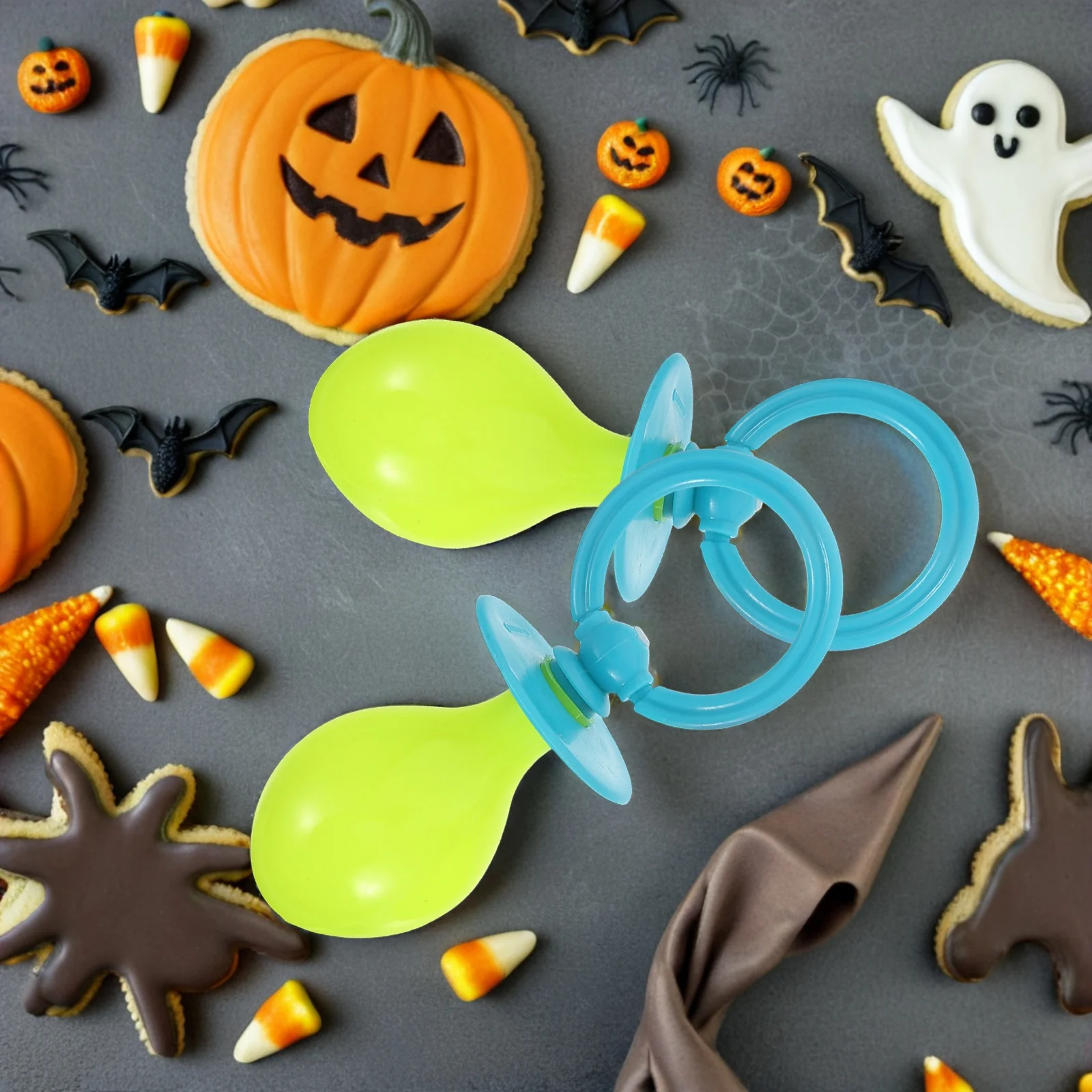 

4 Pcs Pacifier Props Costume for Cosplay Halloween Take Bath Plastic Big Party Favor