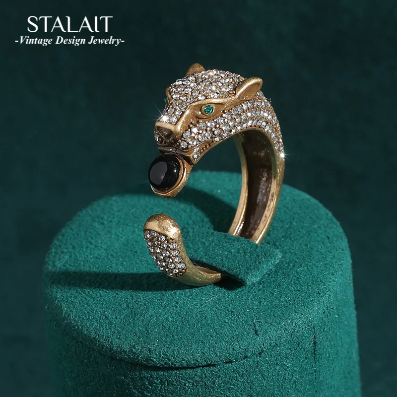 

Vintage Leopard Rings Head Green Eye with Full Rhinestones for Women Party Jewelry Luxury Gold Color Item Fashion Animal Retro